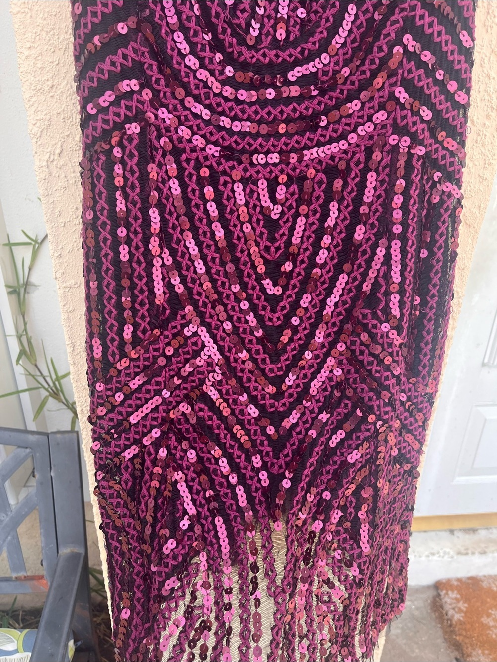 Sequin Cocktail Dress Burgundy Plum Geometric Open Back Fringe Hem Party Dress - Picture 6 of 10